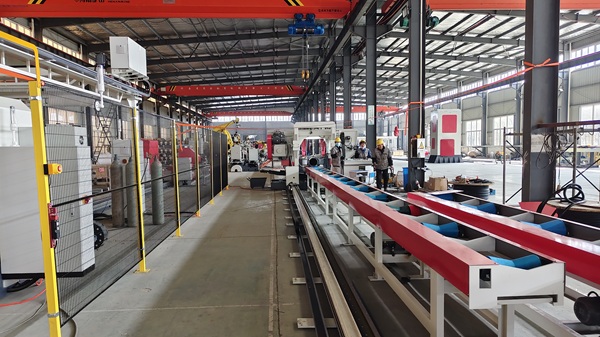 智能智造再升级 以硬核装备赋能管道预制新未来(图1)